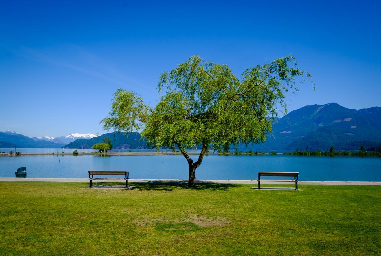 Bramblebank Cottages Harrison Hot Springs Eksteriør bilde