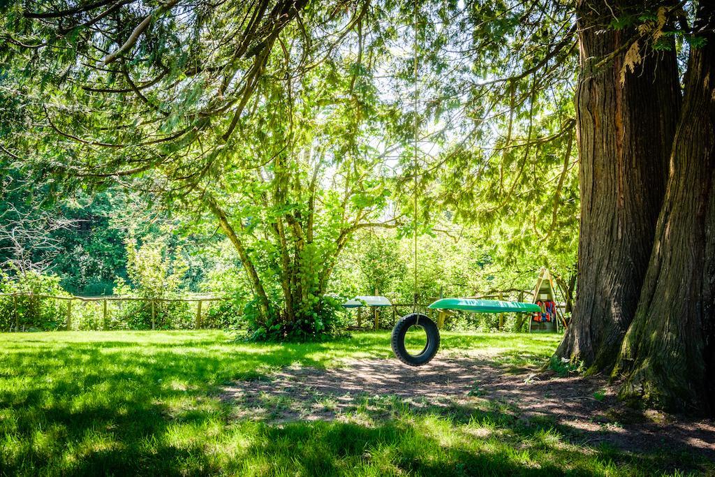 Bramblebank Cottages Harrison Hot Springs Eksteriør bilde